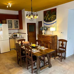 casa-padrina-burballa.allmallorcahotels.com/